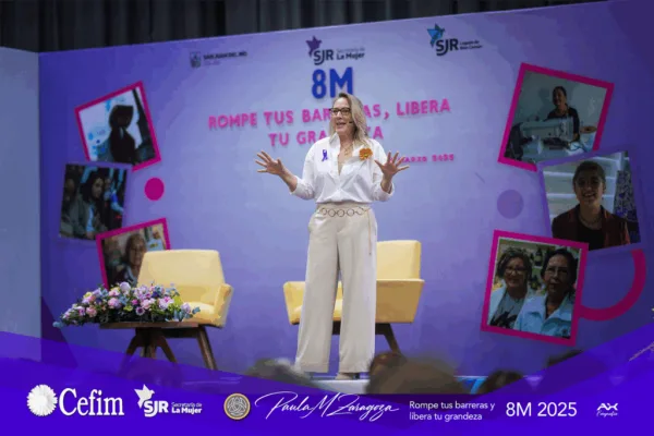 Paula Morelos Zaragoza, conferencista para eventos corporativos sobre Amor Incondicional