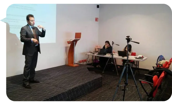 Héctor Bolio, conferencista para eventos corporativos sobre Comunicación Estratégica