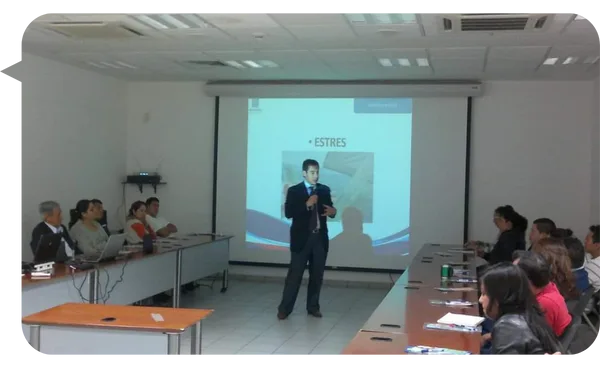 Héctor Bolio, conferencista para eventos corporativos sobre Comunicación Estratégica