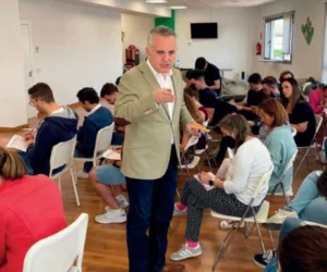 Carlos Correa, conferencista para eventos corporativos sobre Liderazgo Estratégico