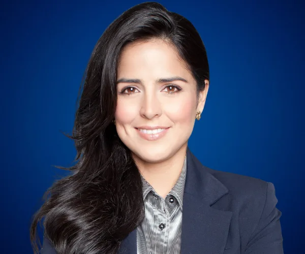 Claudia Palacios — Conferenciante de Mujeres Líderes y Empoderamiento
