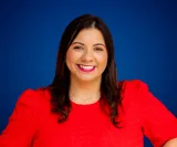 Adriana Castro Bolaños — Conferenciante de Trabajo en Equipo