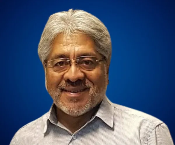 Carlos B. Ñanco M — Conferenciante de Ventas