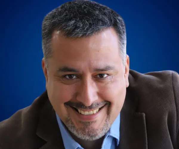 Víctor Gutiérrez Fierro — Conferenciante de Diversidad, Equidad e Inclusión