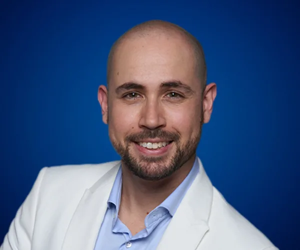 Alejandro Kei — Conferenciante de Ventas