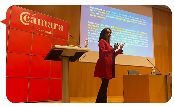 Ana Aymerich — Conferencista en España