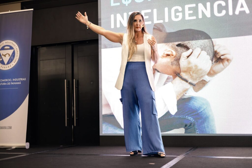 Meli Alemán, conferencista para eventos corporativos sobre Liderazgo Consciente