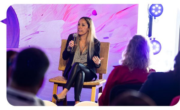 Verónica Dobronich, conferencista para eventos corporativos sobre Inteligencia Emocional