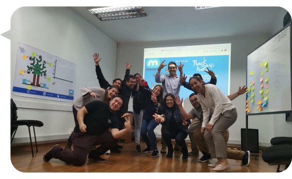 Tania Yovanović, conferencista para eventos corporativos sobre Inteligencia Artificial