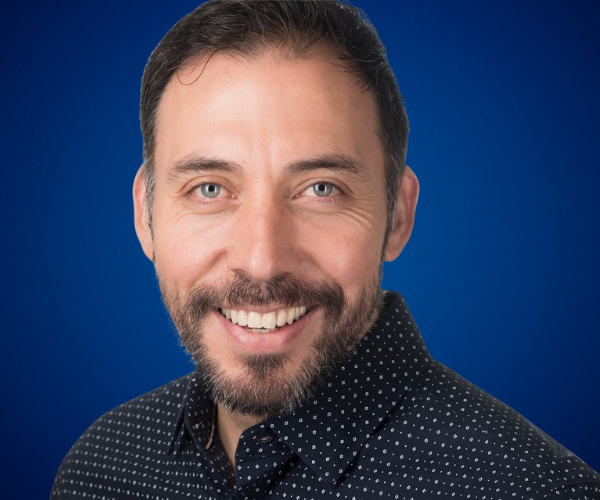 Cesar CASTRO V — Conferenciante de Ventas
